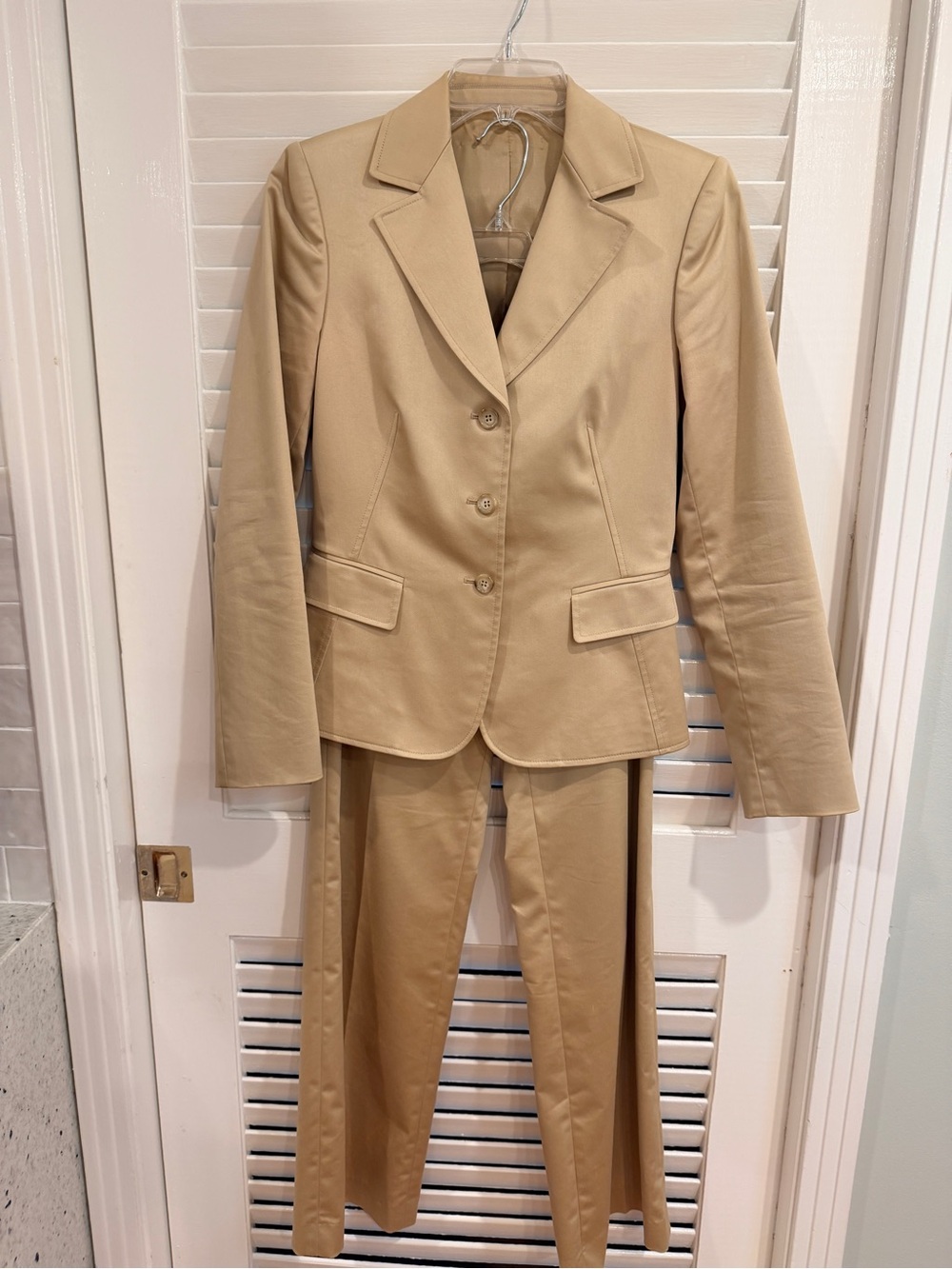 ANTONIO MELANI Beige Women's Two-Piece Tailored Pantsuit